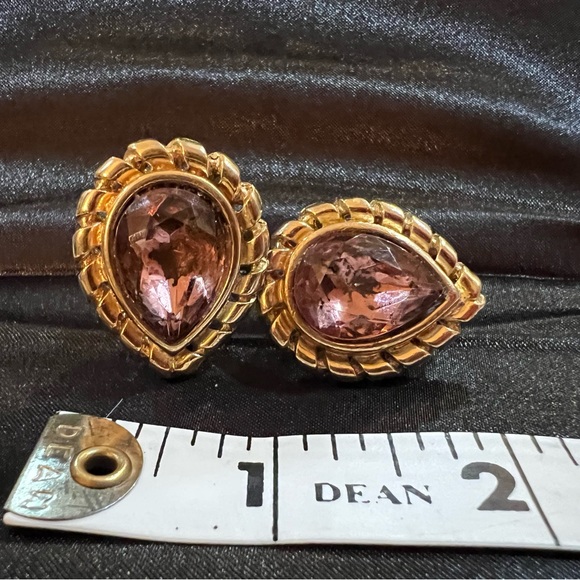 Vtg.🌹 GIVENCHY Amethyst Color Clip On Earrings - Picture 3 of 9